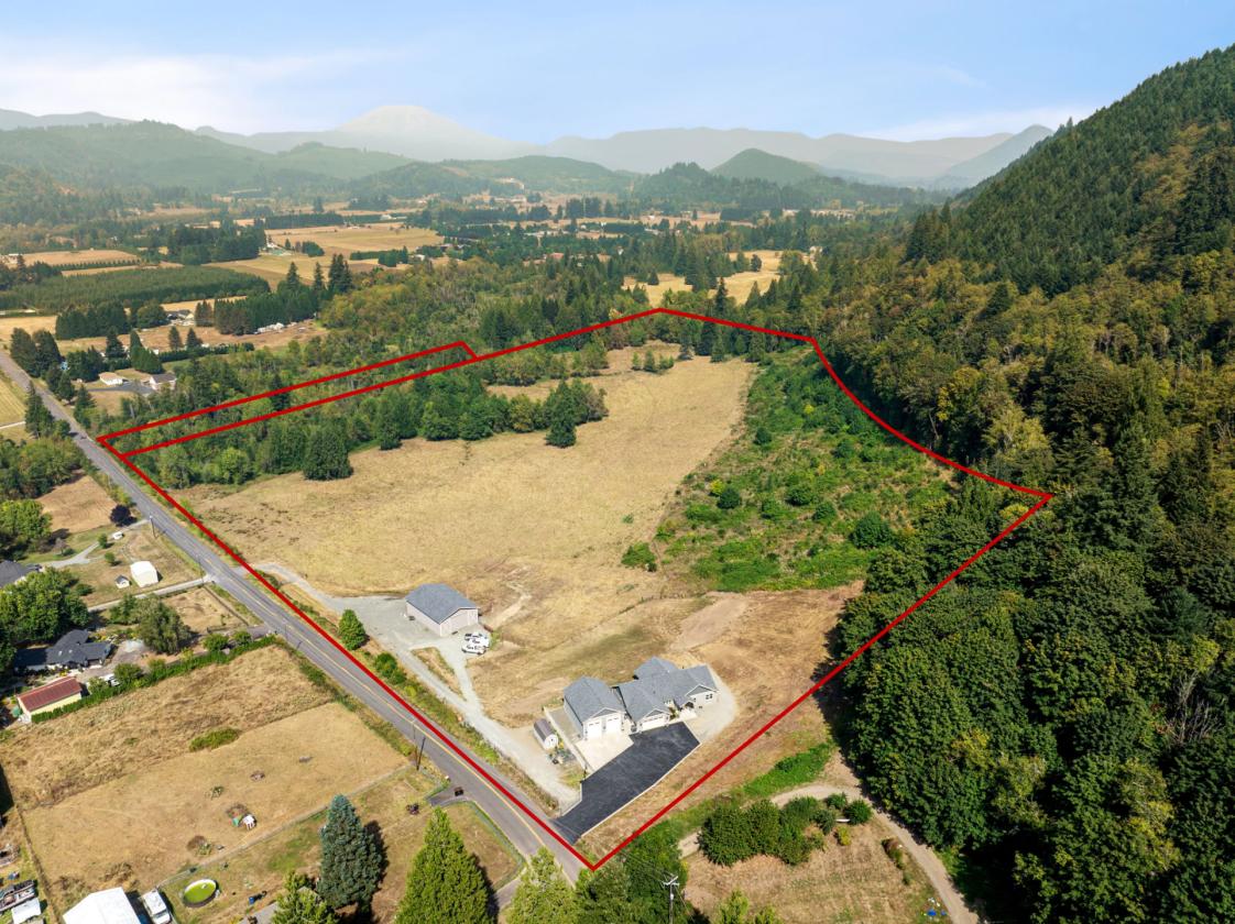 33.59 Acres with Barn, Shop & Mt. St. Helens Views - photo 1