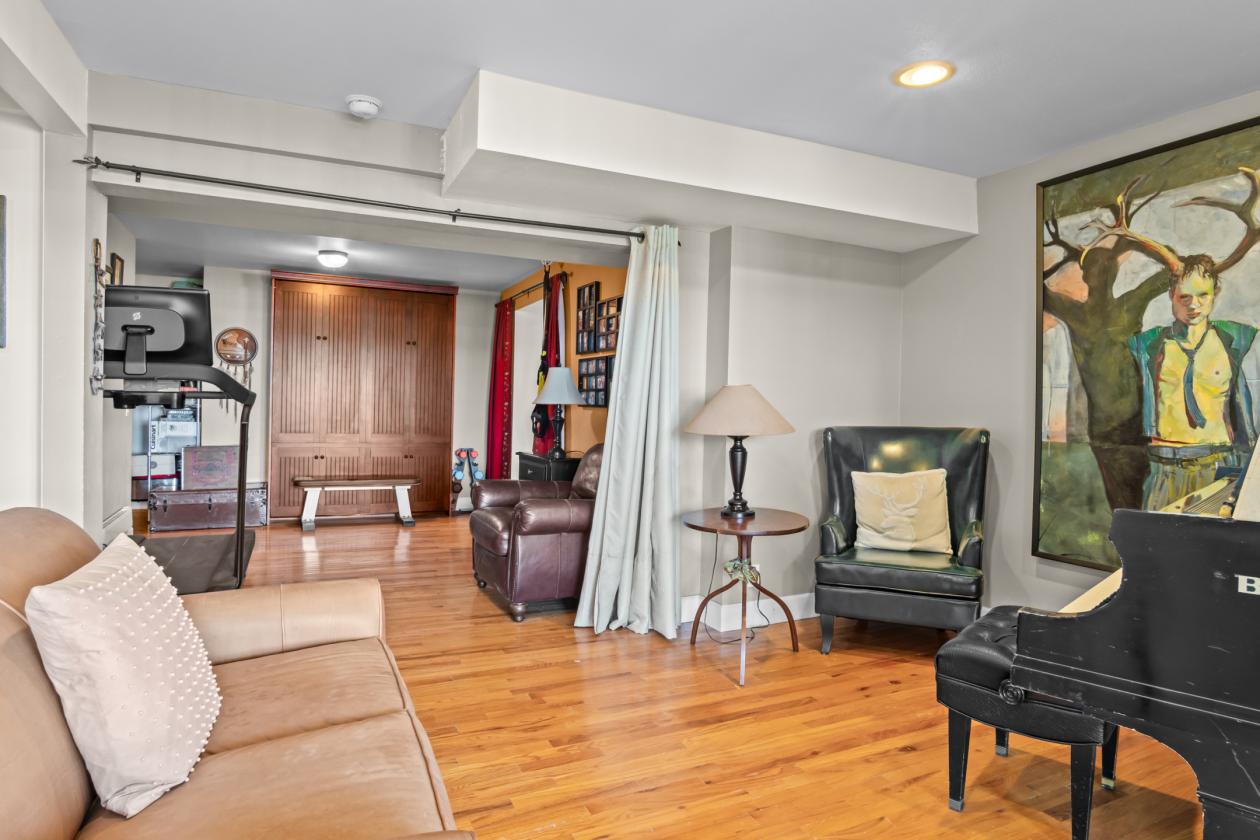 Exceptional Equestrian Estate With Indoor Arena - photo 19