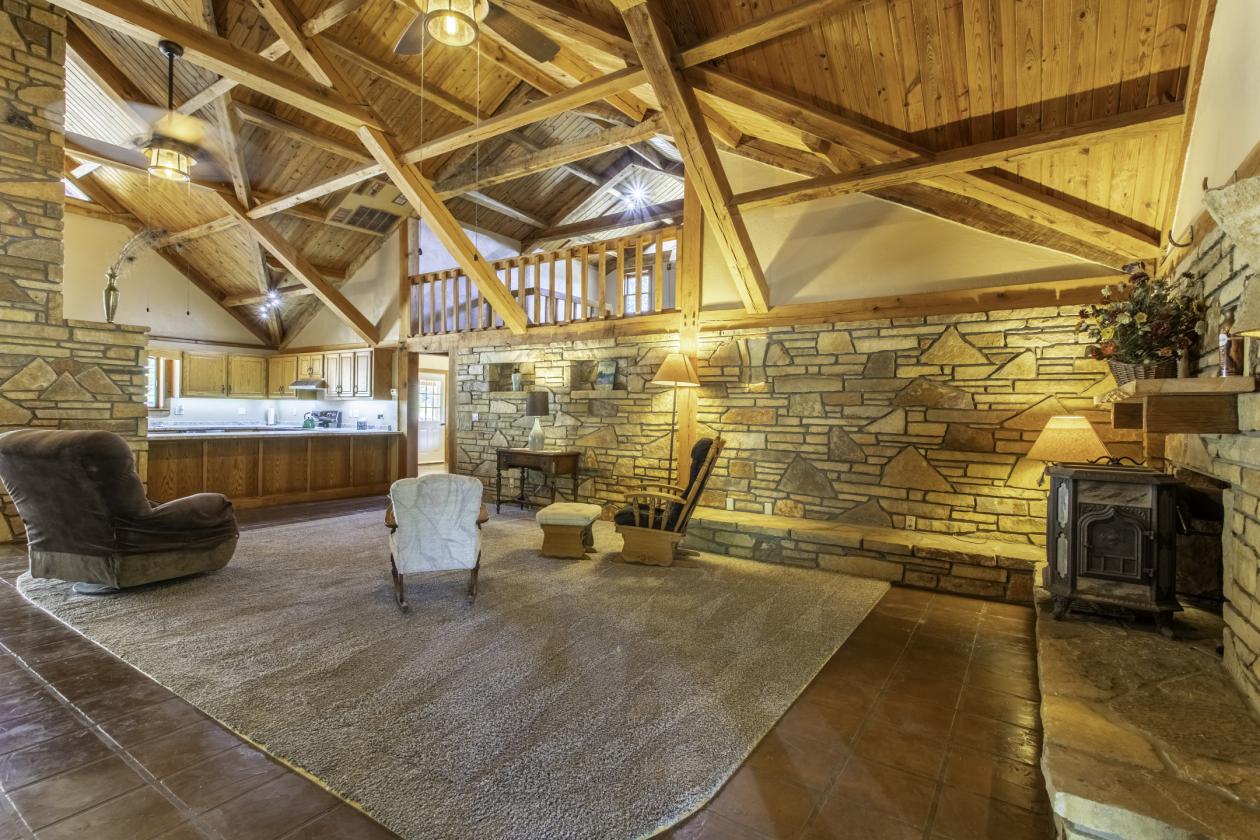 Luxury Timberframe Home with Horse Facilities - photo 15
