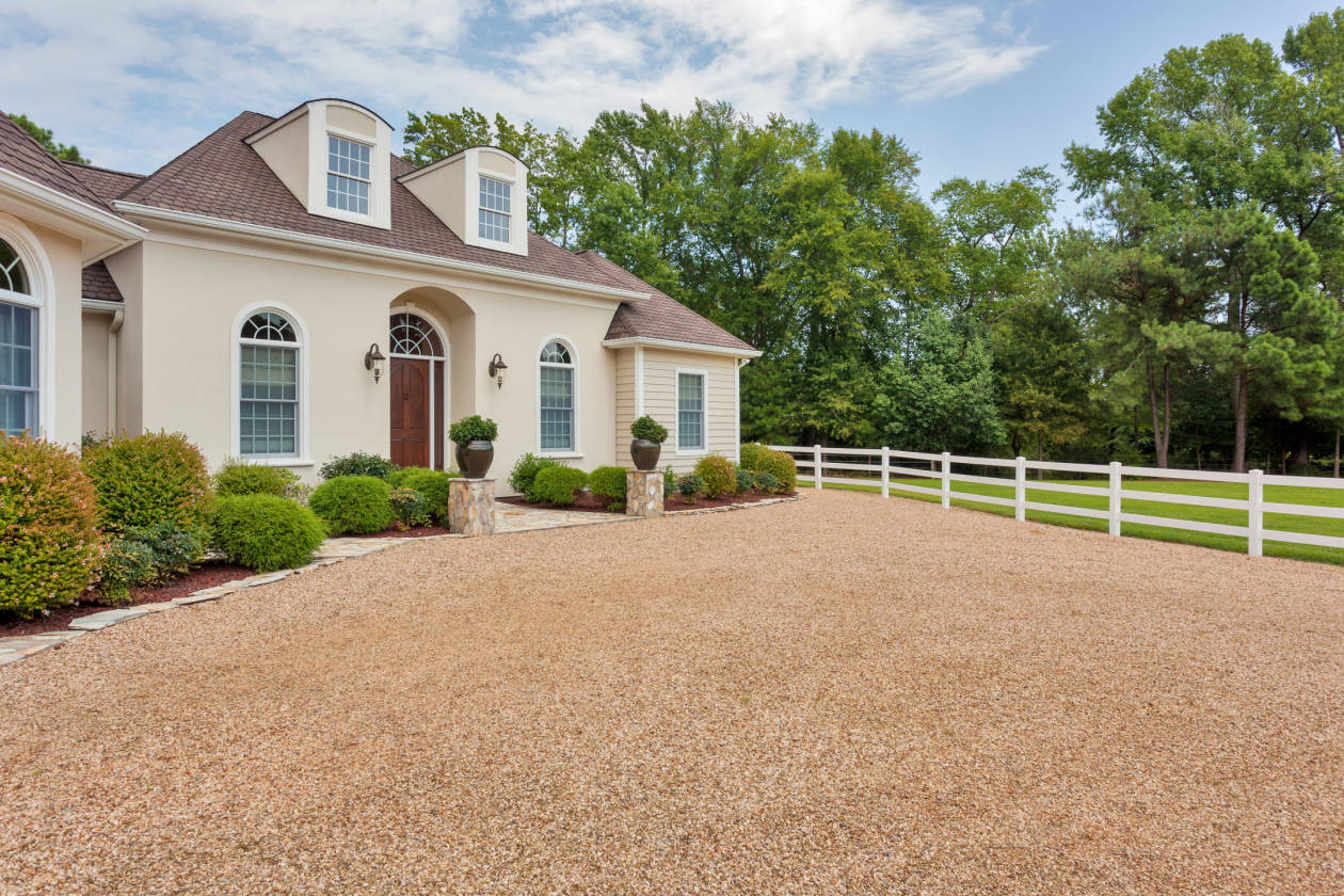 Salt Pond White Stone, Lancaster County, Virginia Horse Properties