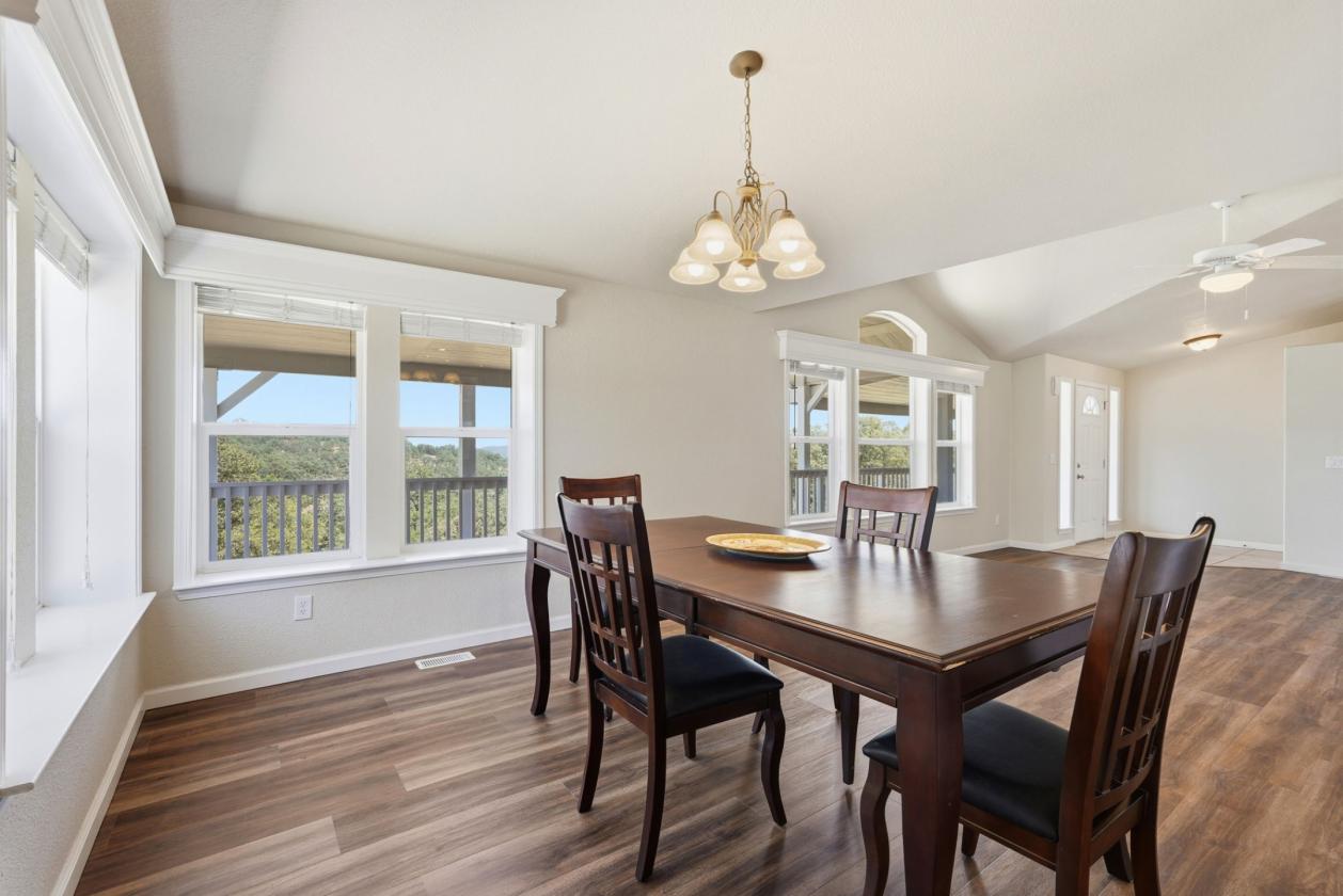 10 cross fenced acres in Gallagher Estates - photo 11