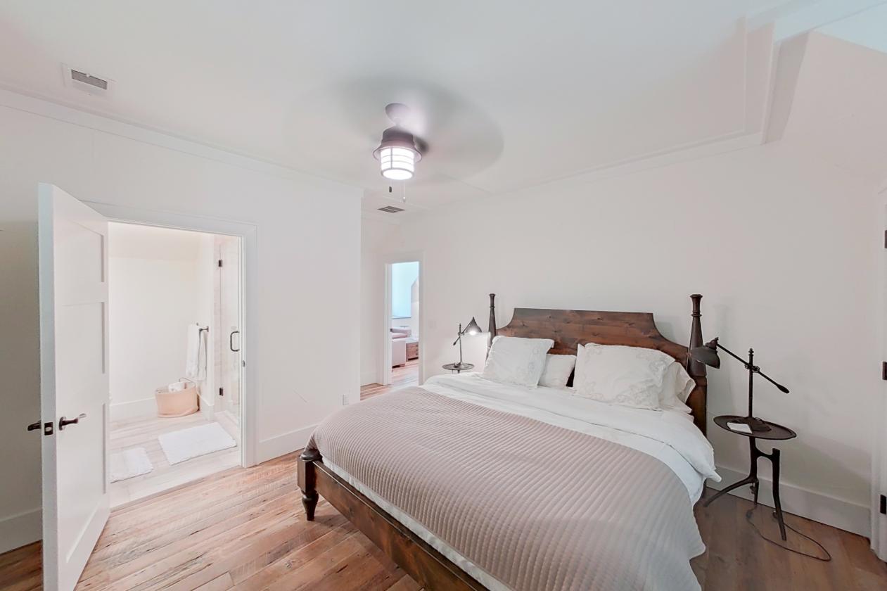 ONE-OF-A-KIND HOME IN EQUESTRIAN COMMUNITY - photo 14