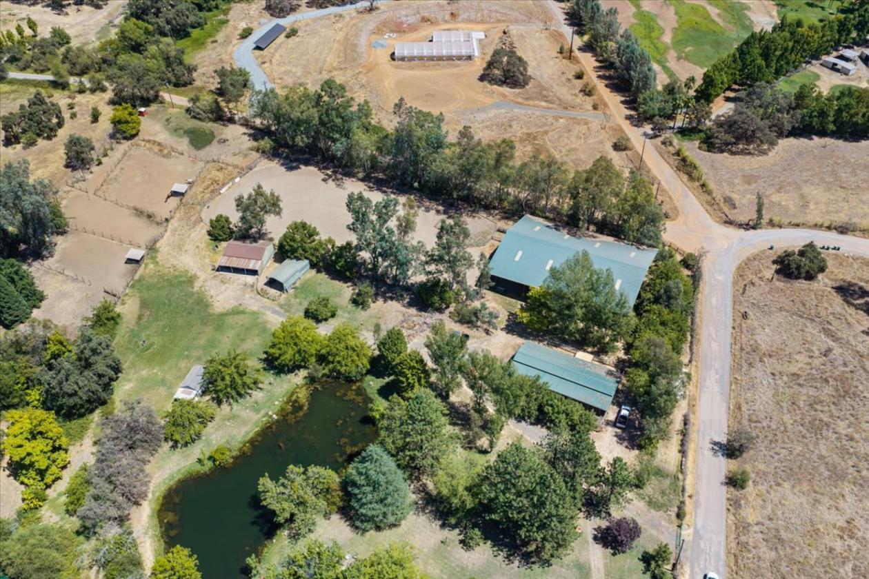 Professional Rodeo setup and Gorgeous House - photo 11