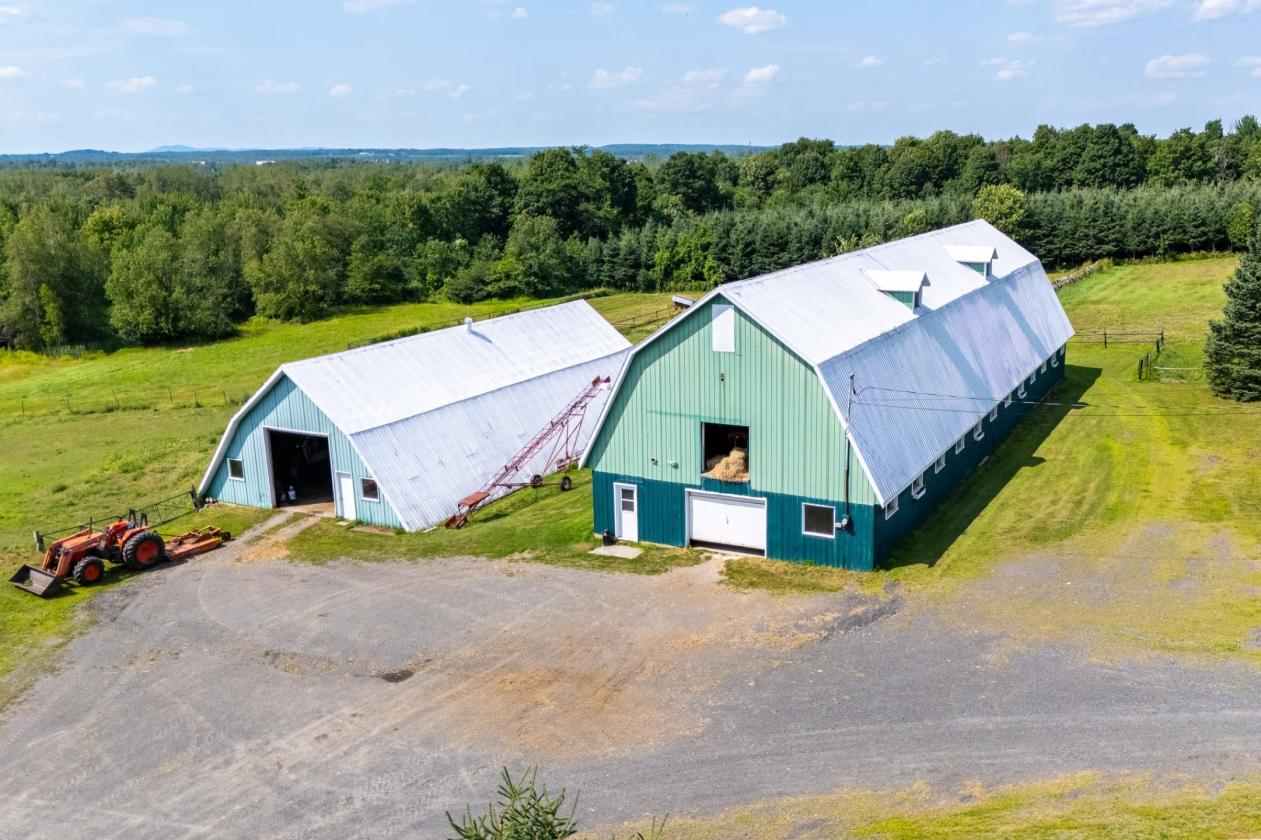 EXCEPTIONAL EQUESTRIAN ESTATE - photo 3