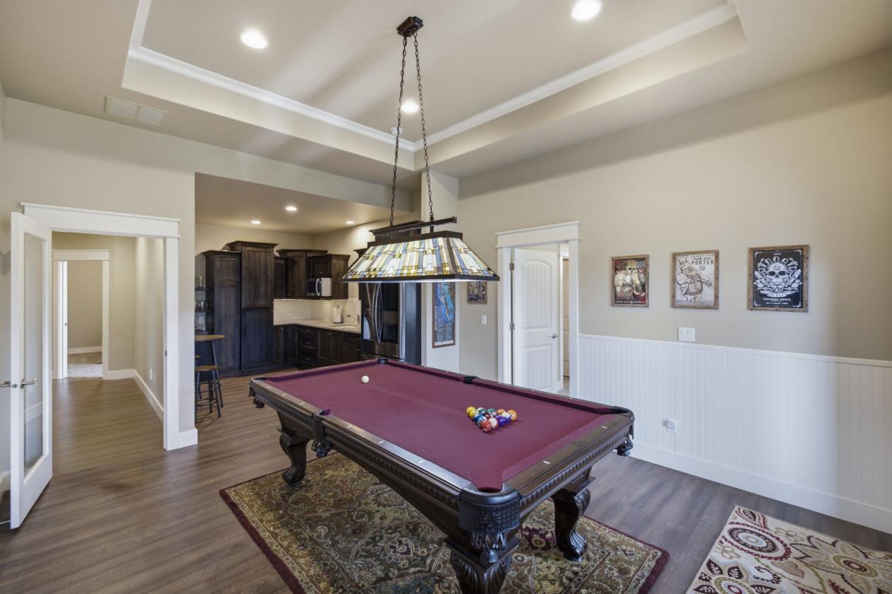 EQUESTRIAN ESTATE + LUXURY HOME + RIDE-OUT ACCESS! - photo 15