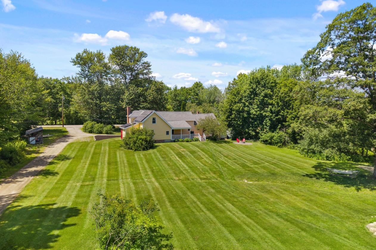 ENERGY EFFICIENT EQUESTRIAN HOMESTEAD - photo 22