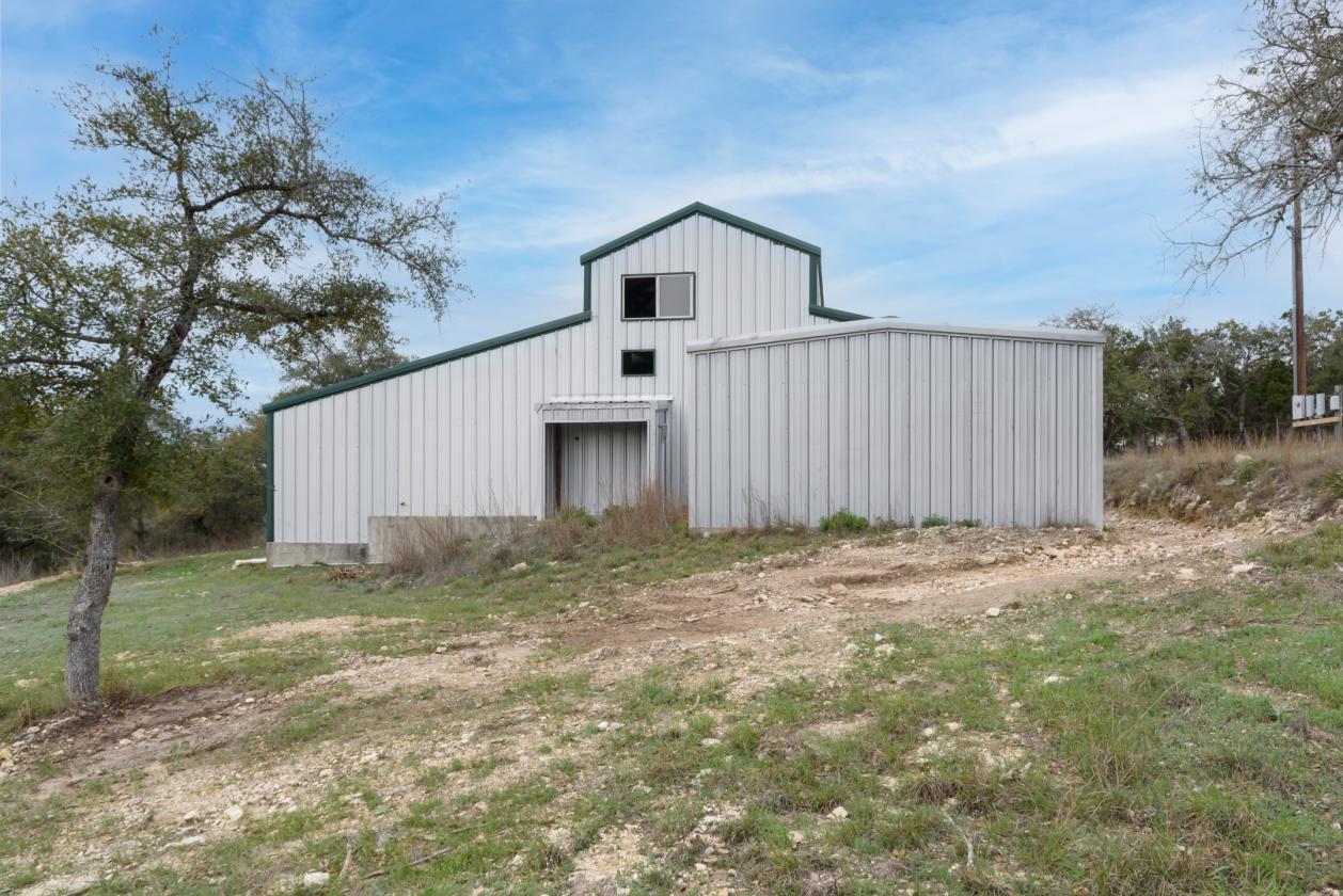Canyon Lake Acreage — Live Where Others Vacation - photo 6