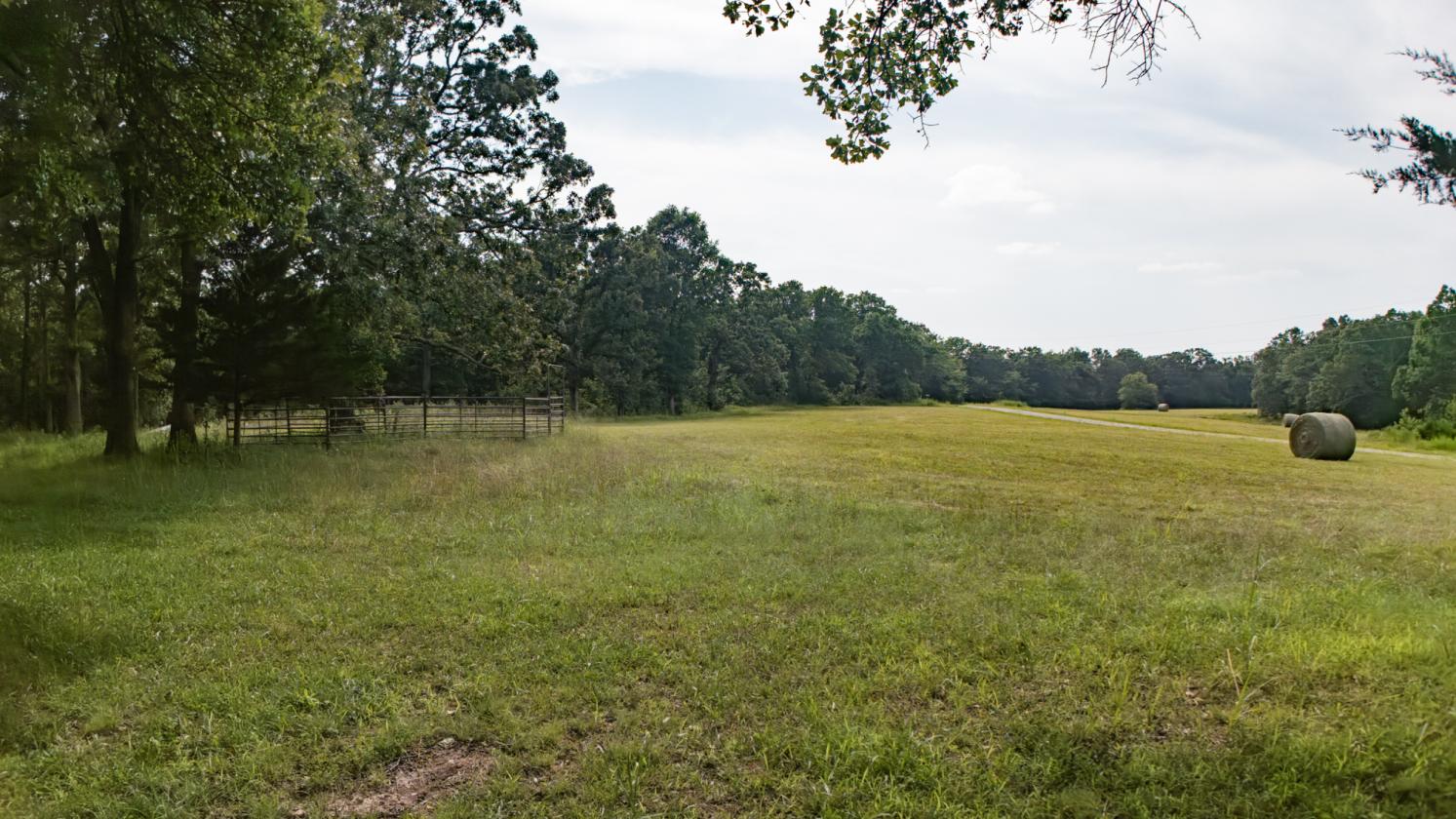 Vacation Home with Horse and Fishing Boat Barn - photo 12