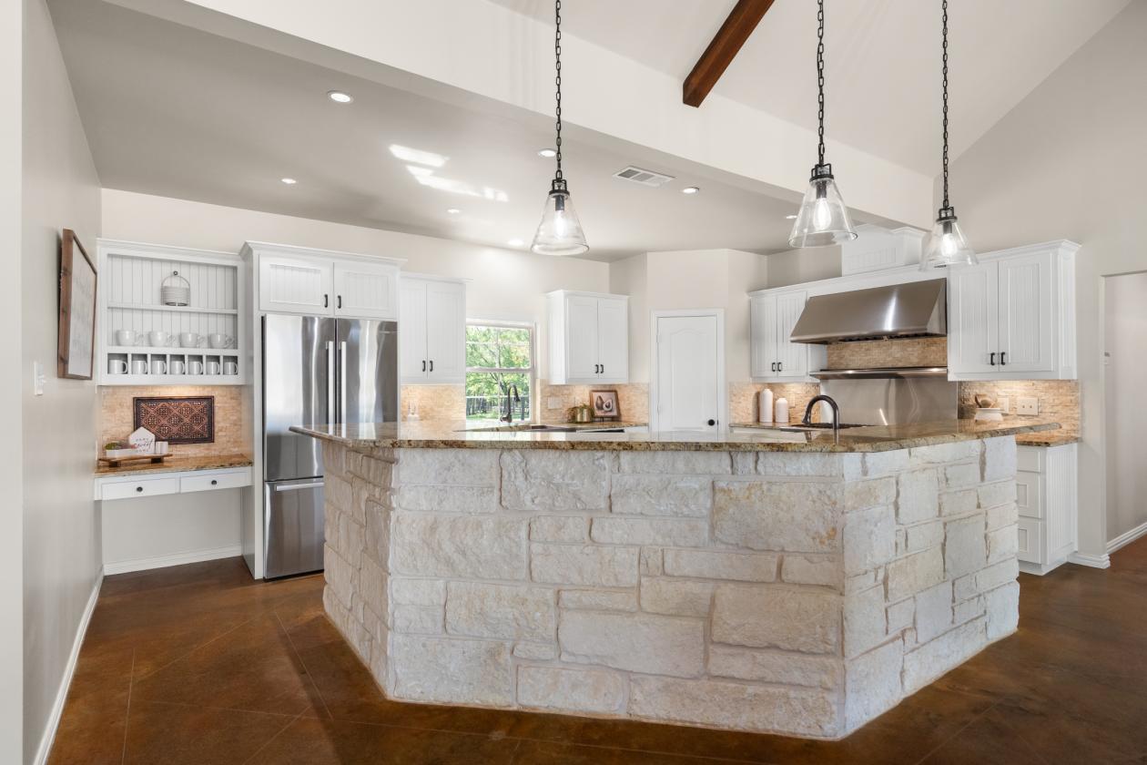 Prime Horse Property with Endless Potential - photo 12