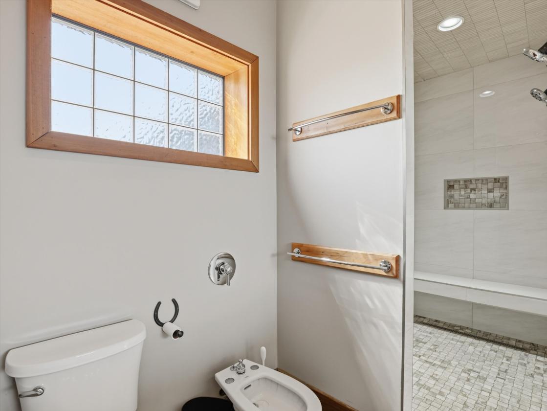 A PROPERTY WITH POSSIBILITIES! - photo 15