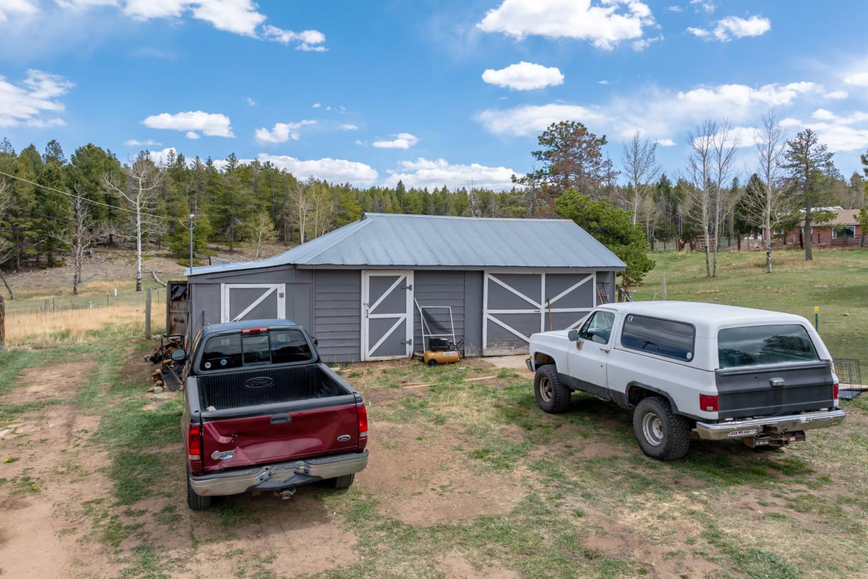 7.8 acres with 4 rentals - photo 12