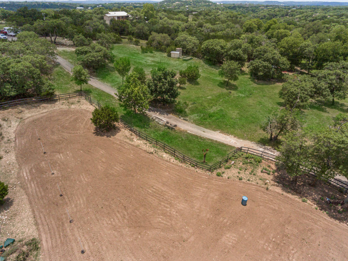 FANTASTIC SALE OF THIS 8.85 ACRE LUXURY HORSE PROPERTY! Boerne