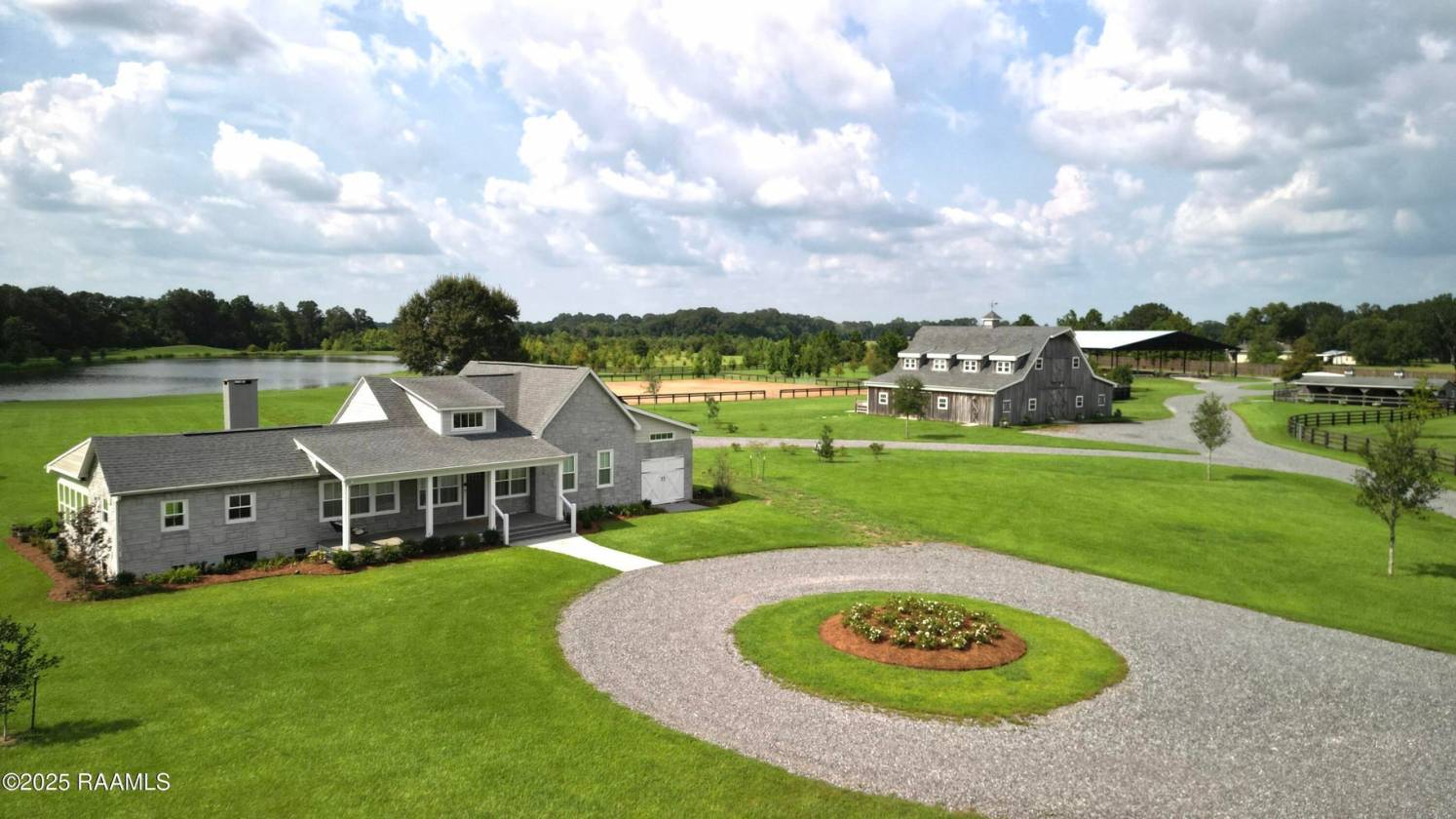 Horse Property for sale.