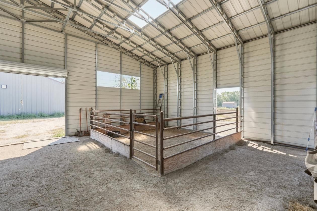 HORSE BARN WITH INDOOR ARENA — BUILT 2022 - photo 12