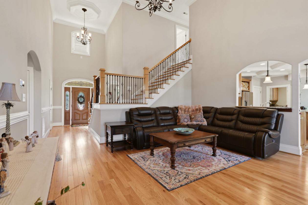 Magnificent 34.75-Acres & Home! - photo 8