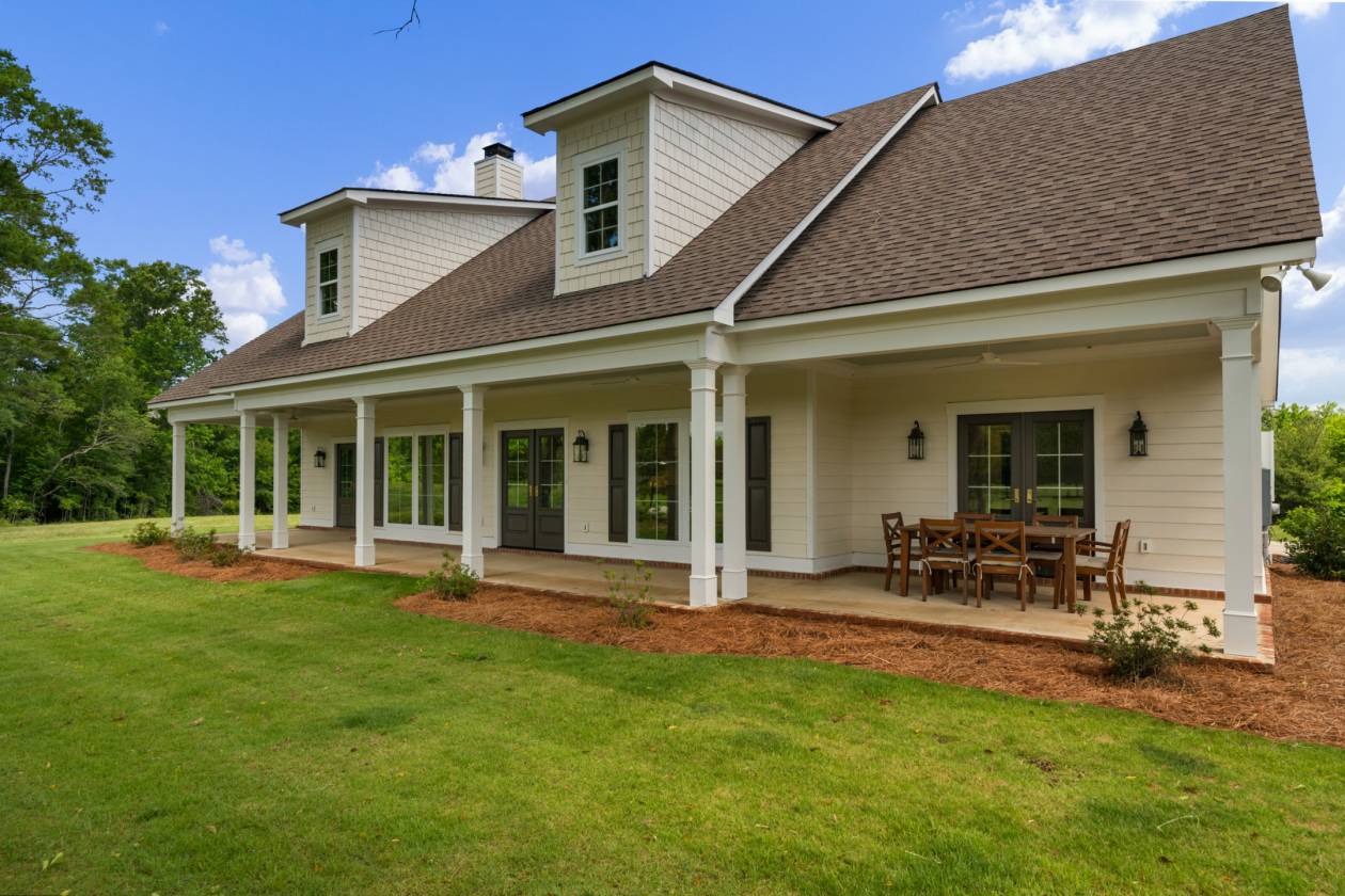 Horse Property for sale.