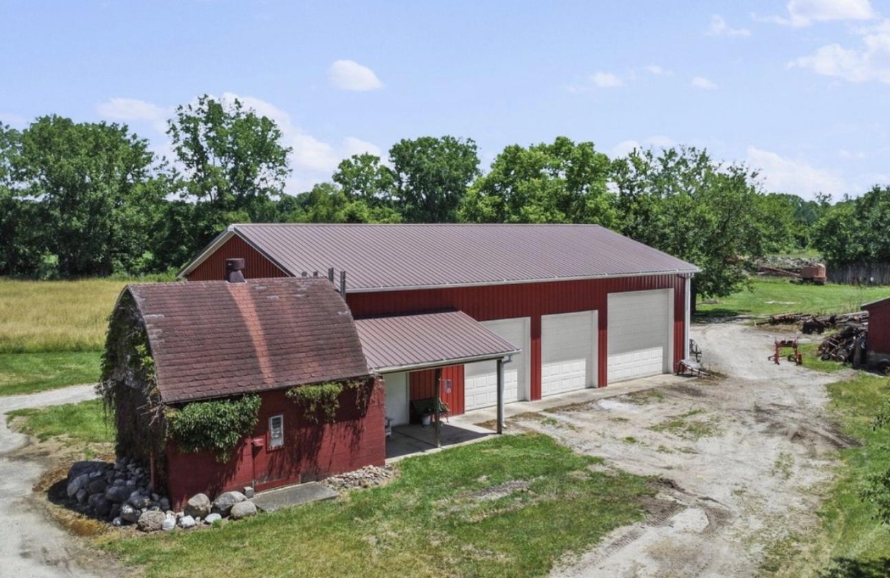 This property features 82 +\- acres - photo 8
