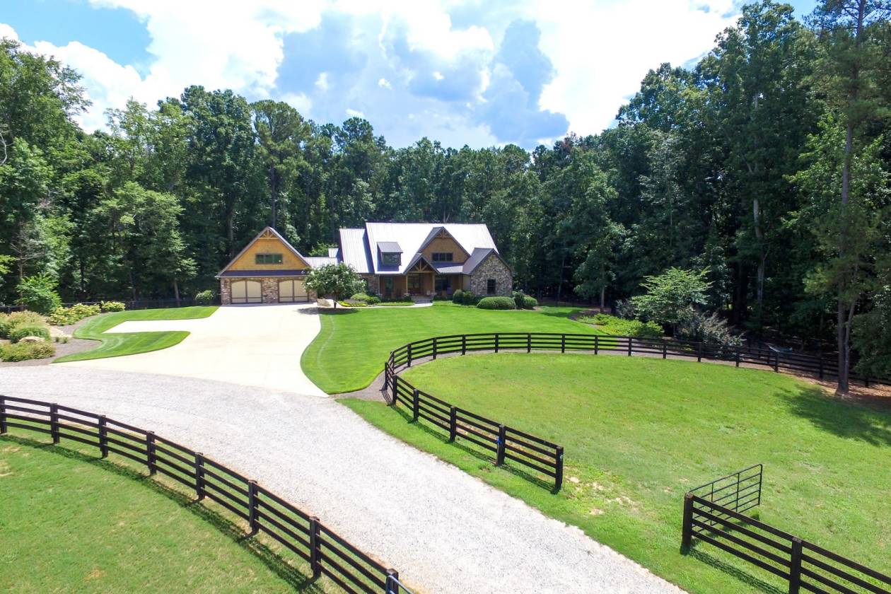 Stunning 19.8 Horse Farm less than 1 hour to Atlanta... | Madison ...