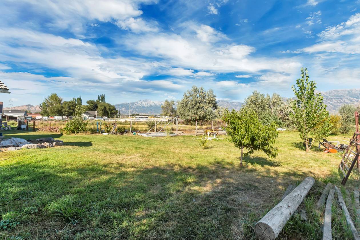 Horse Property with epic view of the mountains Lehi, Utah County
