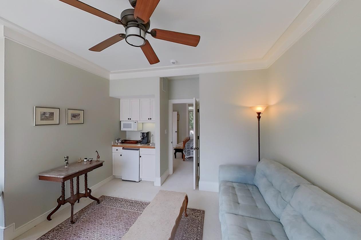 Striking Home In Brays Island Community - photo 27