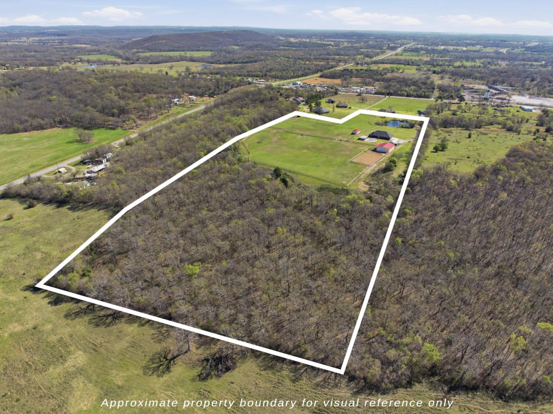 21 acre +/- HOBBY HORSE RANCH w/ ARENA AND POOL - photo 25