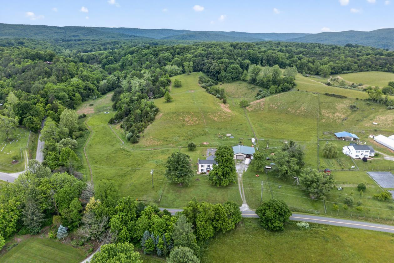 Equestrian Estate with Creeks and Views - photo 28