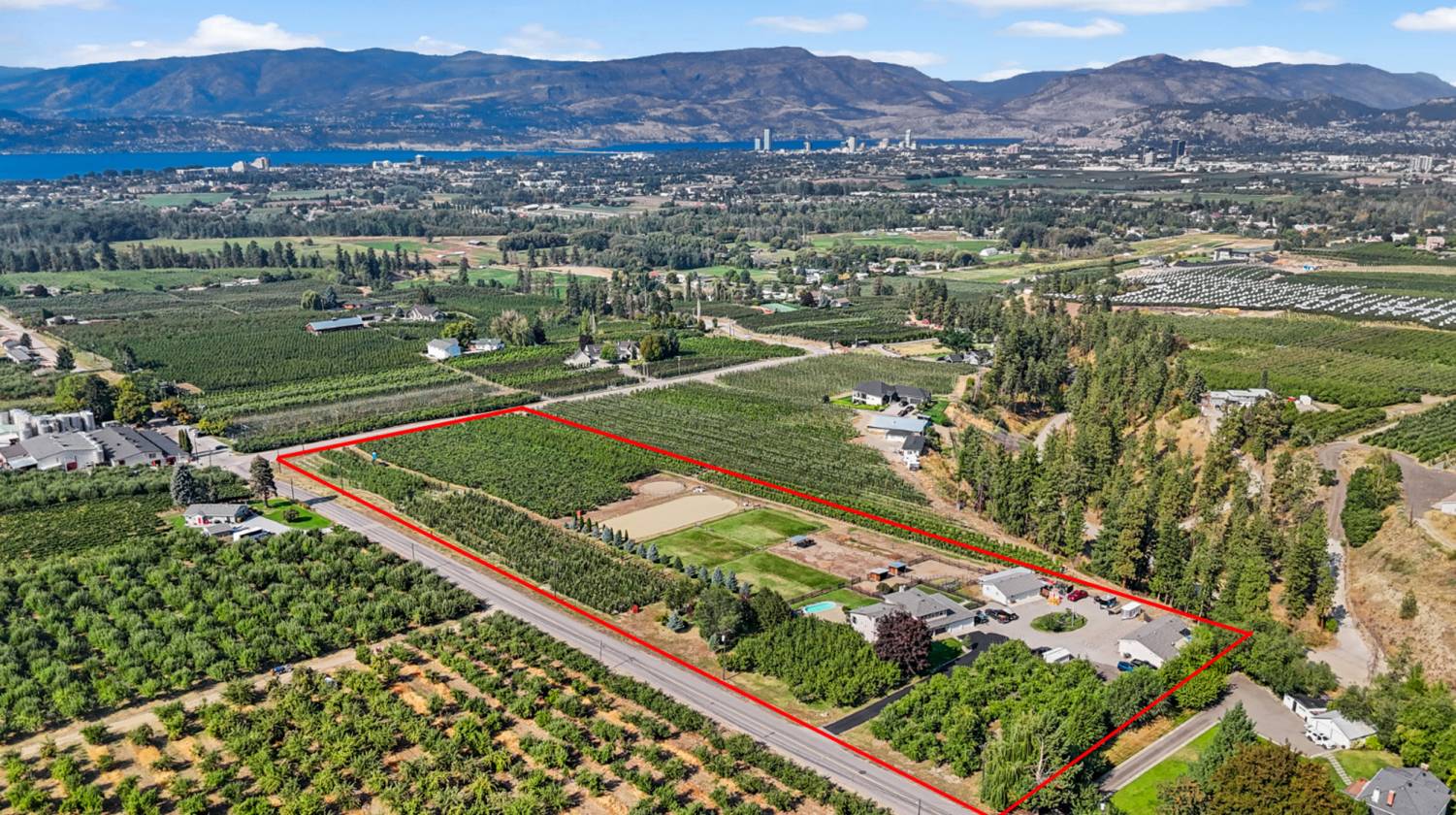 Horse Property for sale.