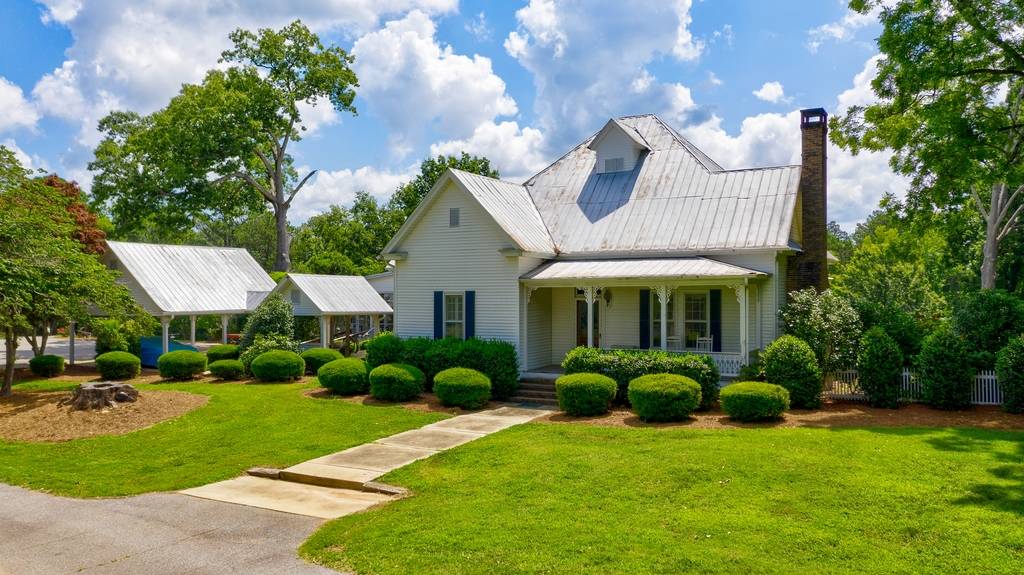 Crittenden Farms in Northeast Rayle, Wilkes County,