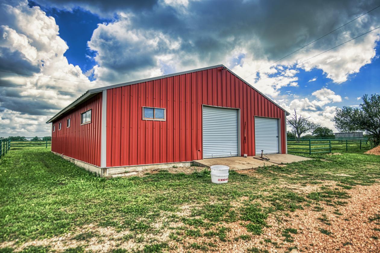 119-Acre Ranch with Multiple Living Quarters - photo 25