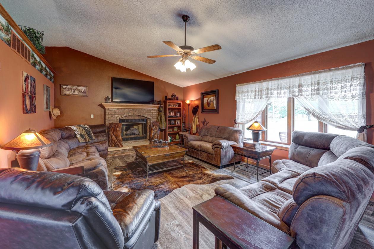 Winfield Kansas, Turn-Key Hobby Farm - photo 29