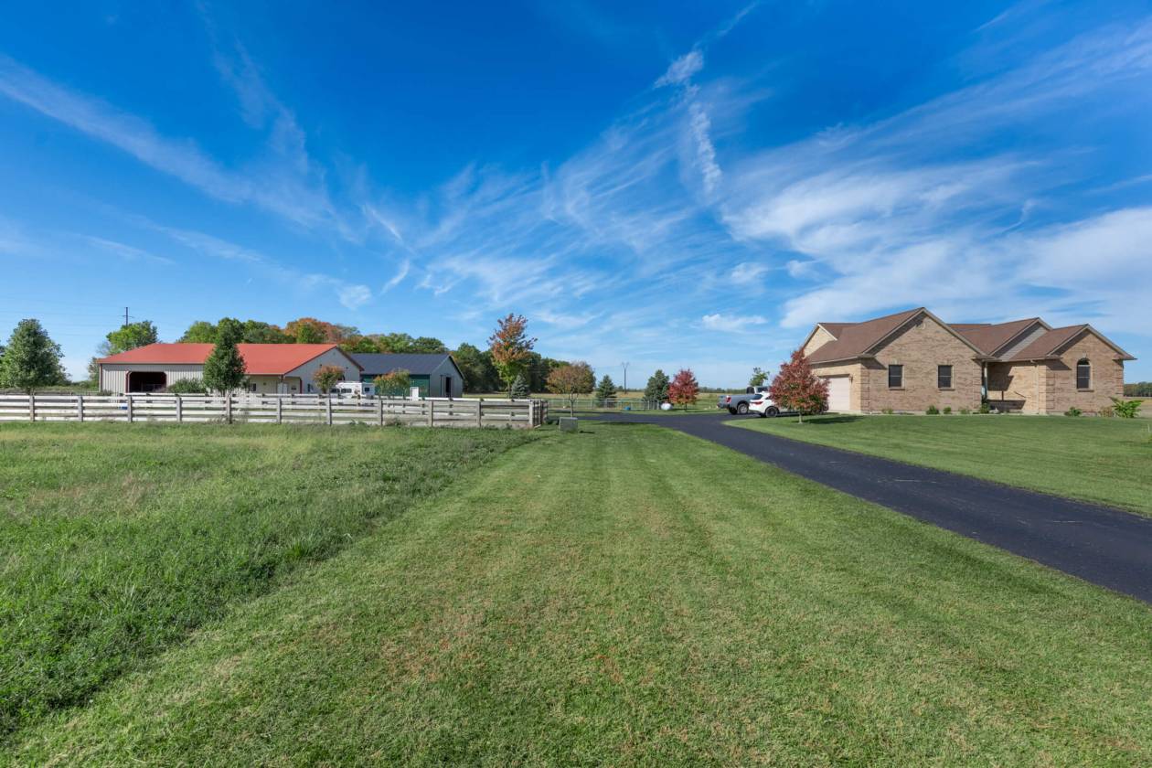 Horse Property for sale.