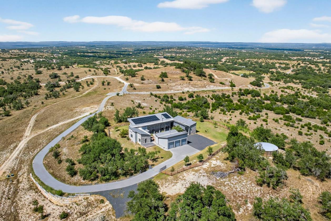 Modern Hill Country Estate with Panoramic Views - photo 30