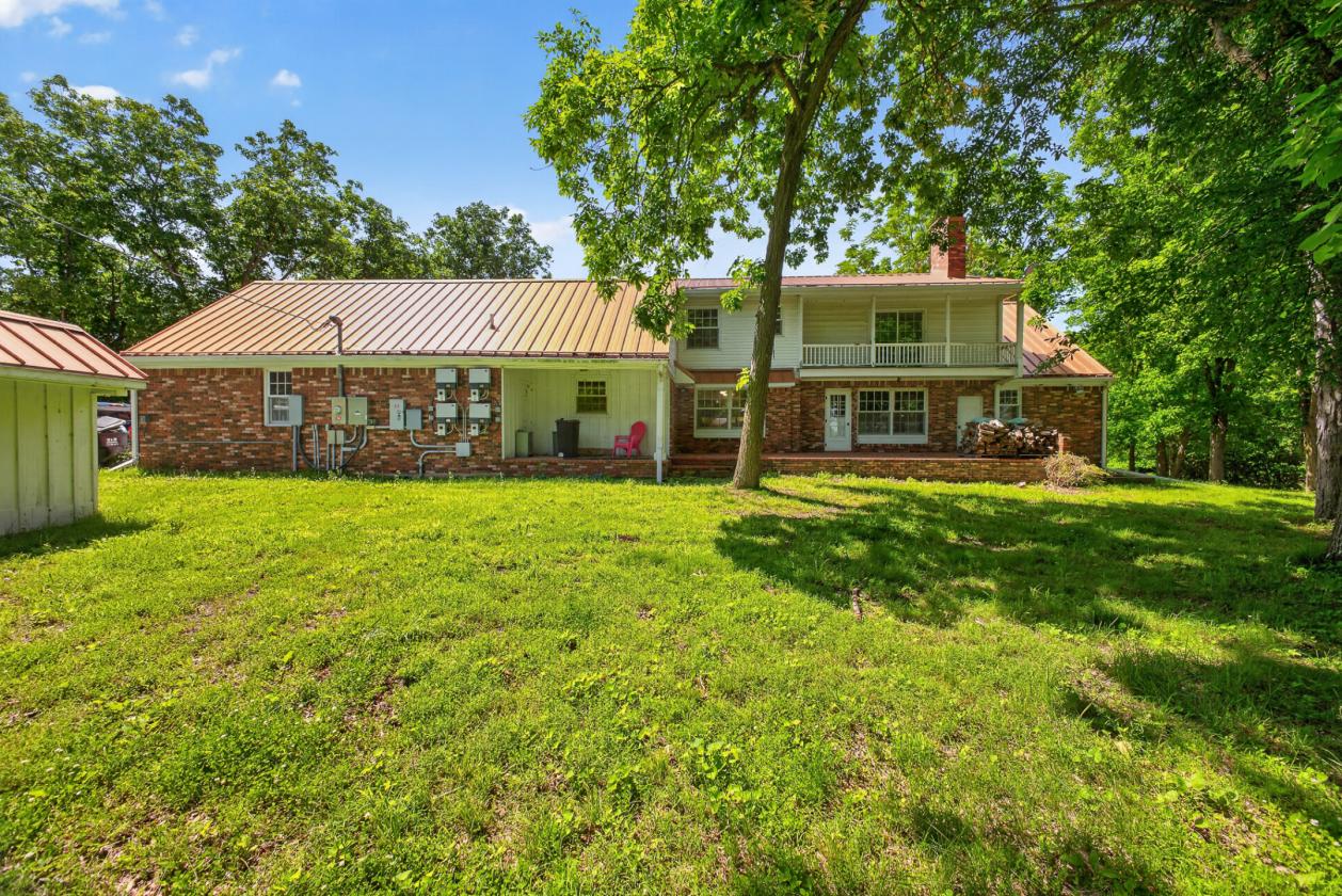 Luxury 227 Acre Horse Property - photo 12