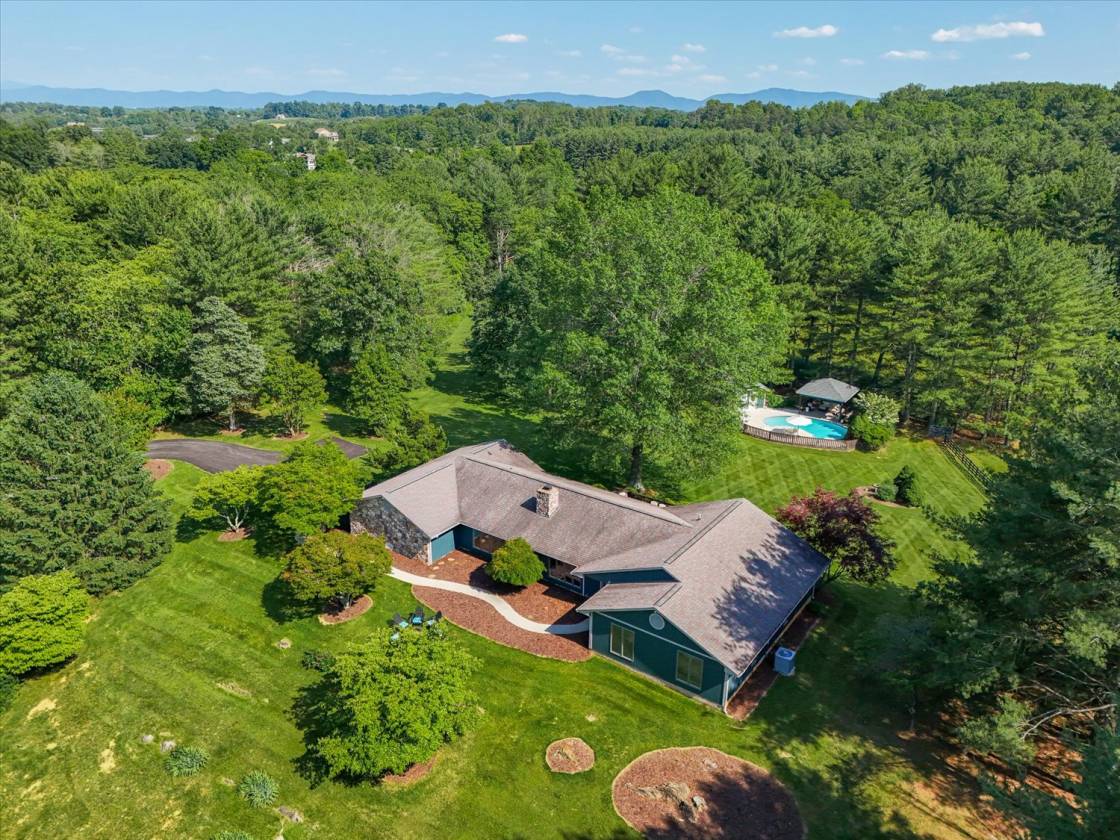 Horse Property for sale.
