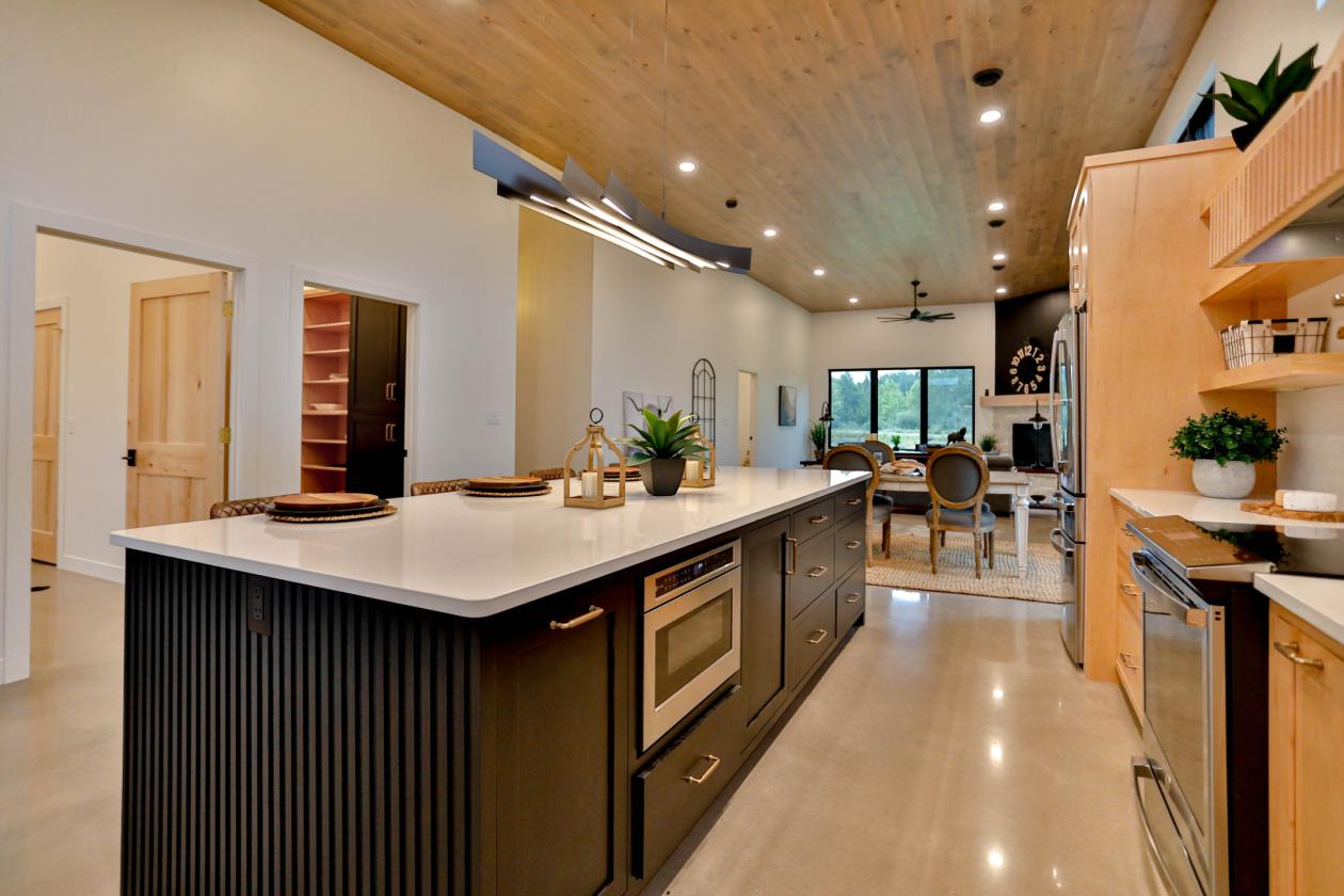 Luxury Property With Horse Potential - photo 12