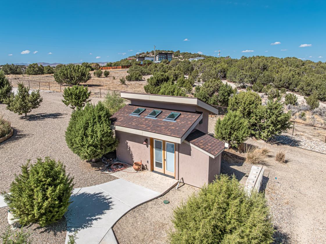 Masterfully crafted equestrian estate for sale. - photo 23