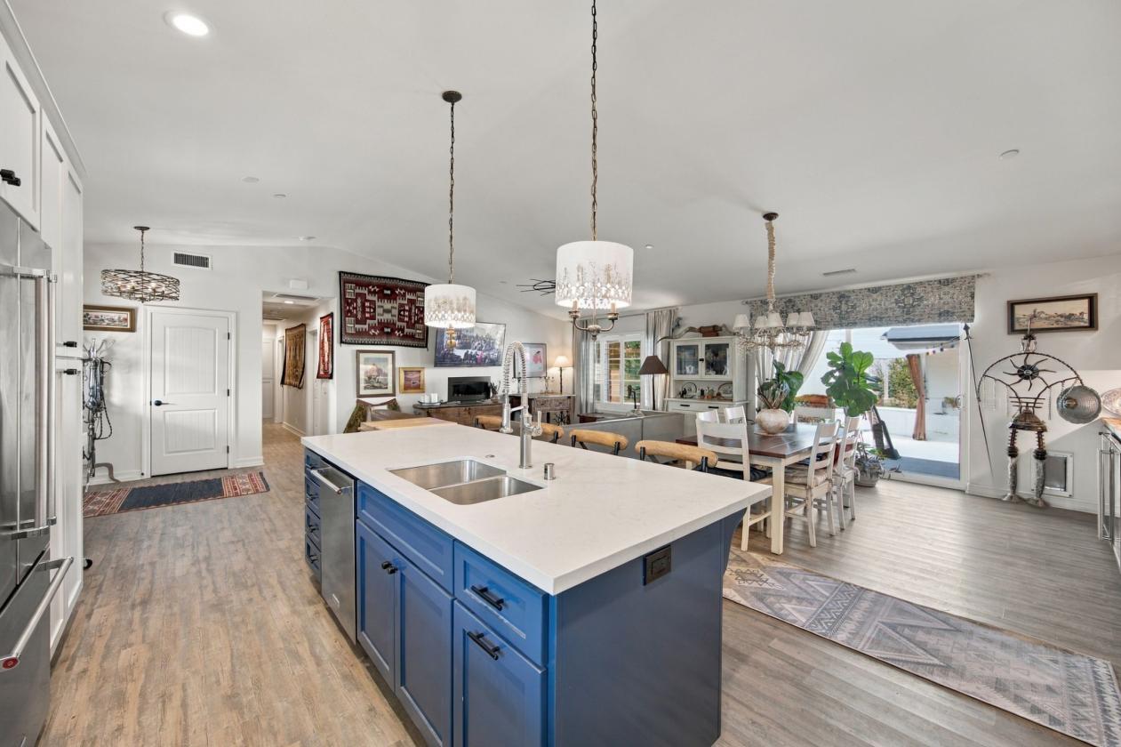 Modern Equestrian Living on 2.18 Acres - photo 4