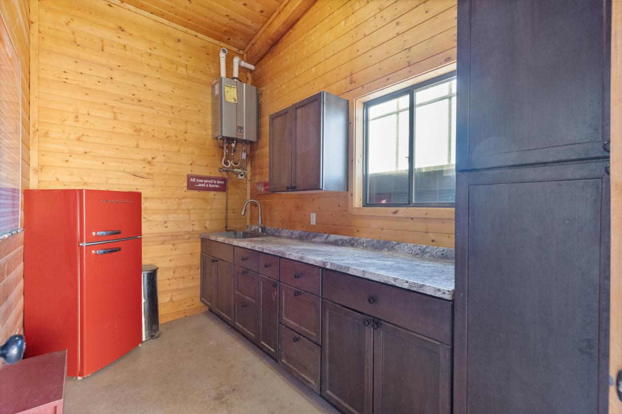 Secluded Luxury Equestrian Property: Turner Ranch - photo 23