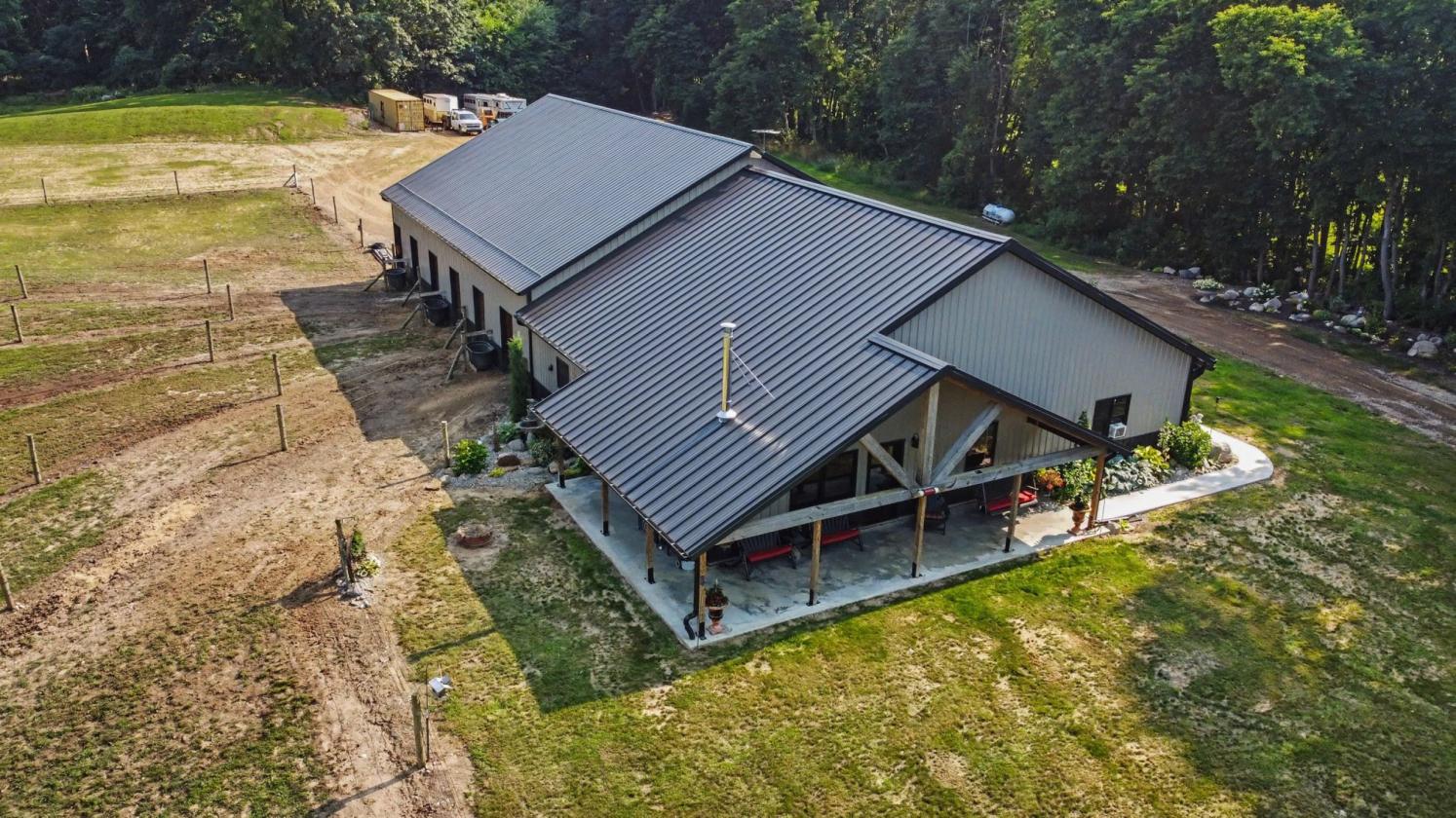 Gorgeous home with equestrian amenities - photo 5