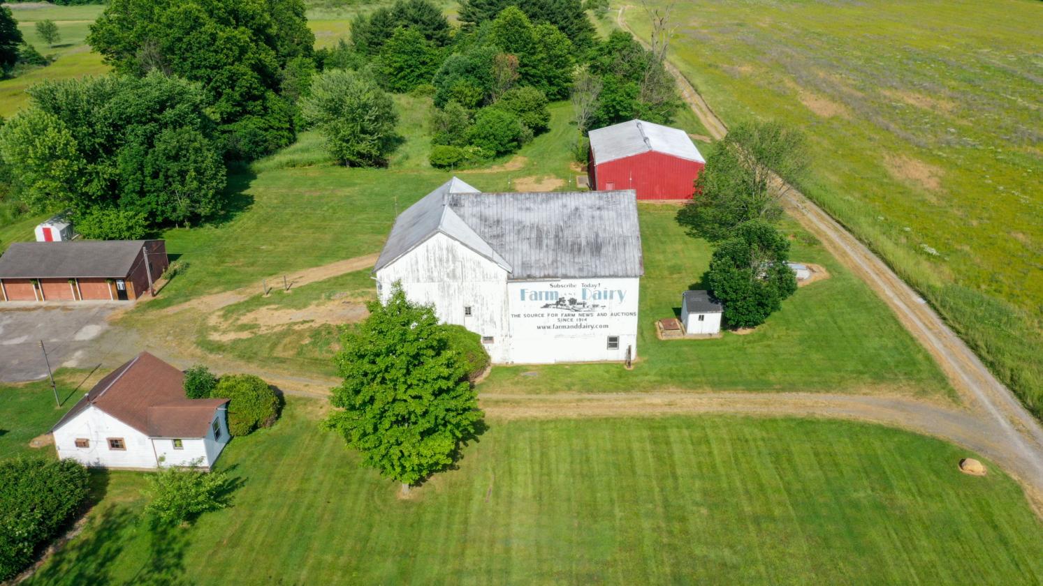 62.8 Acre Equestrian Farm w/Free Gas! - photo 27