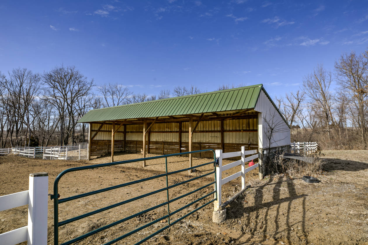 12 Stall Horse Barn, Arena, Beautiful Views of 39+ Acres Kansas City