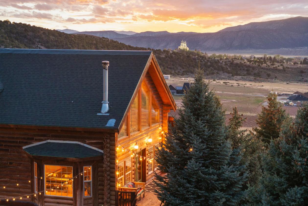 Self-Sufficient Luxury 10-Acre Turnkey Homestead - photo 24