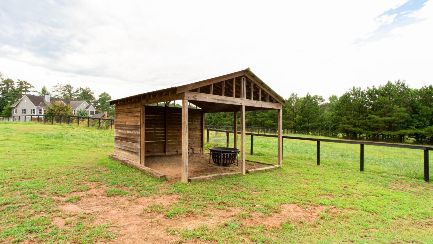 Turnkey Equestrian Property on 11+ Acres - photo 24