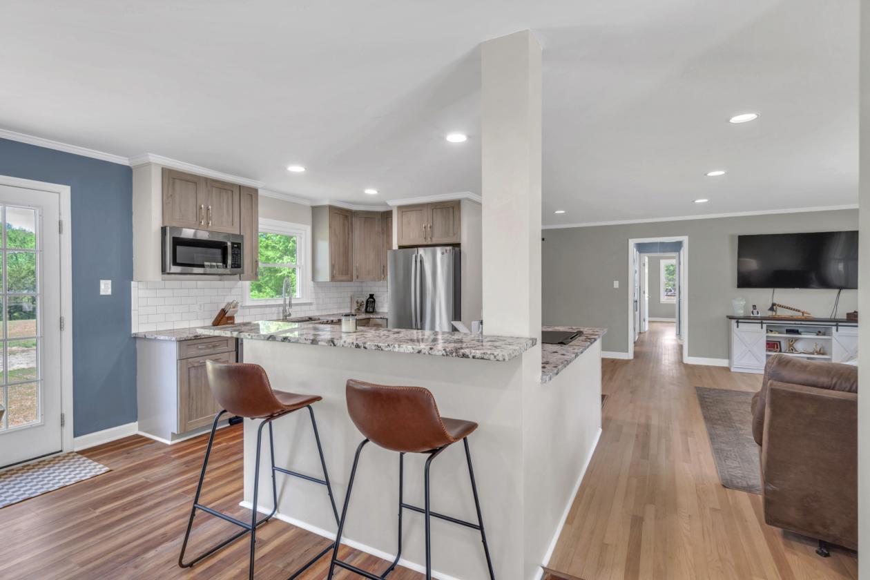 15 Acres & Completely remodeled home - photo 8