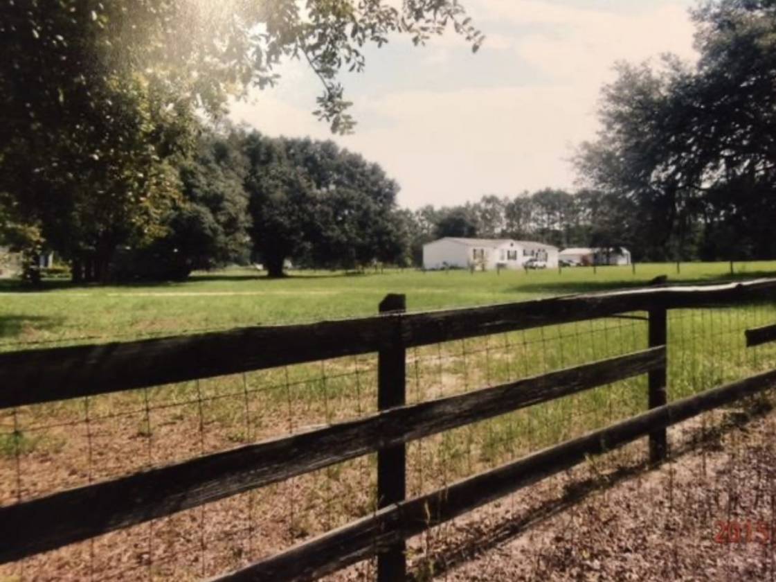 Horse Property for sale.