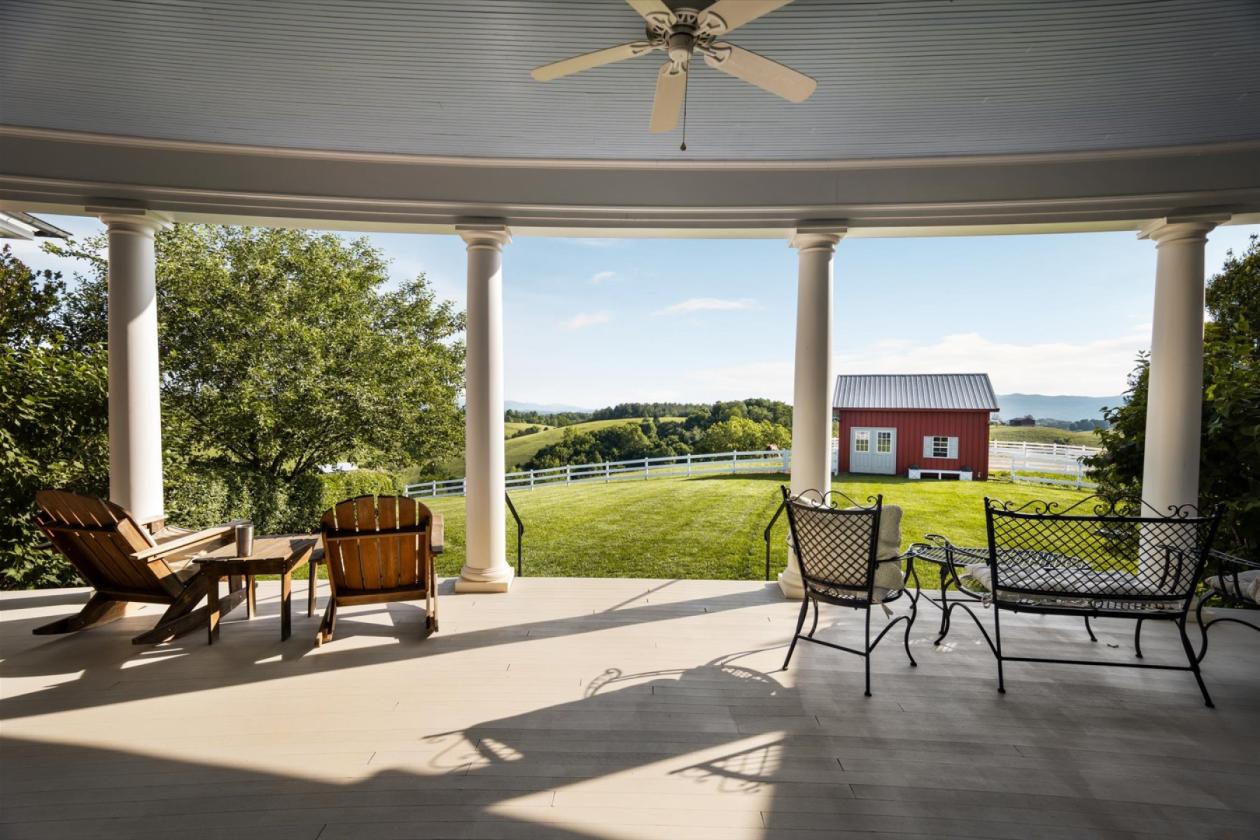 Exceptional Horse Property on 19 Acres - photo 5