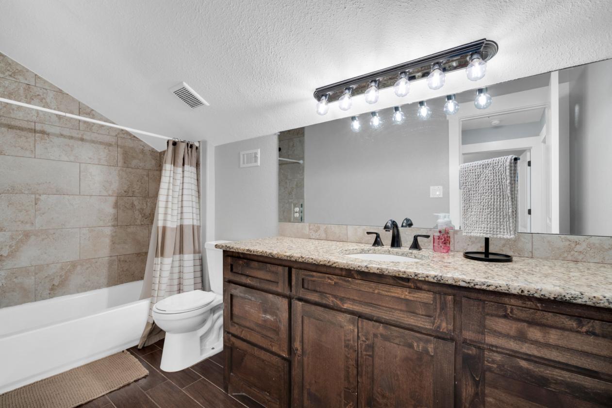 Turn Key Horse Property with Home and Pool - photo 11