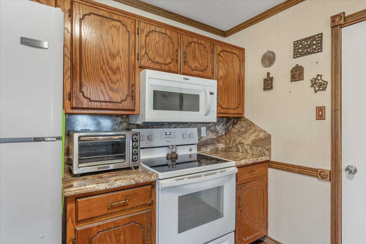 Perfect for the horse lover or homesteader - photo 16