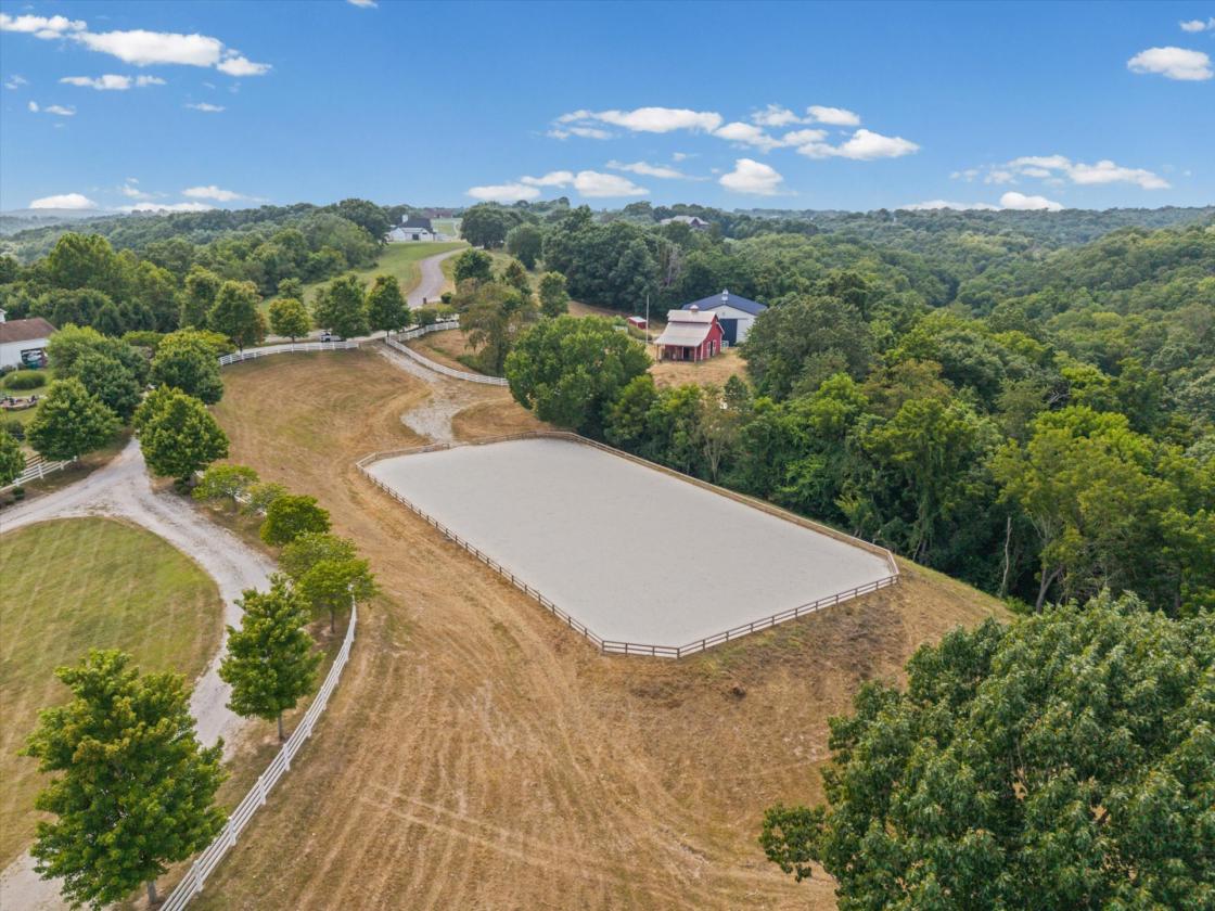 Luxury Lake Front Estate w/ Indoor & Outdoor Arena - photo 10