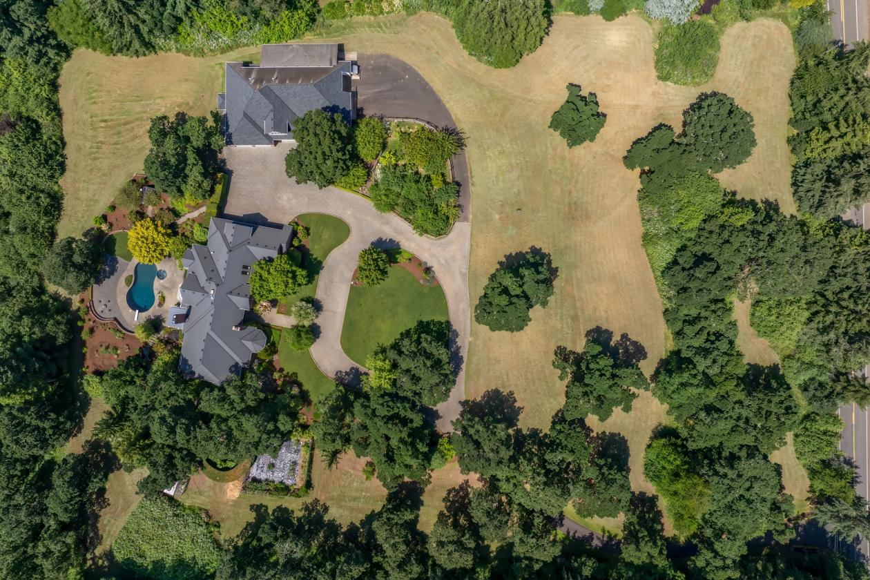 25 Acre Estate with Large Car Barn - photo 3